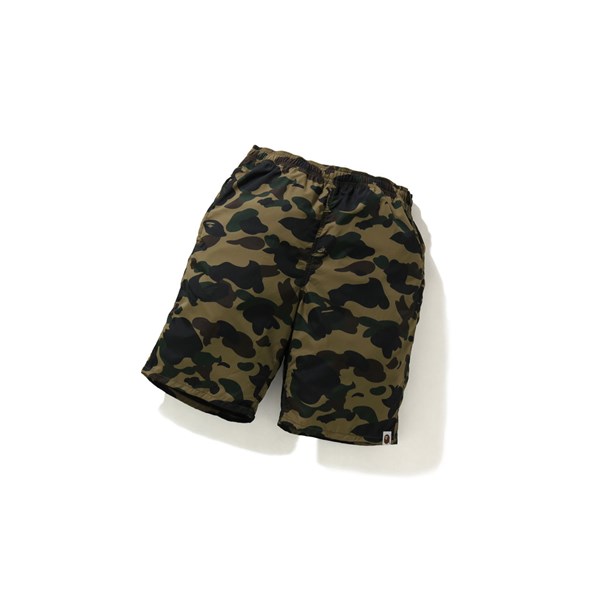 Men's A BATHING APE 1st Camo Beach Shorts Army Green | JUWA38769