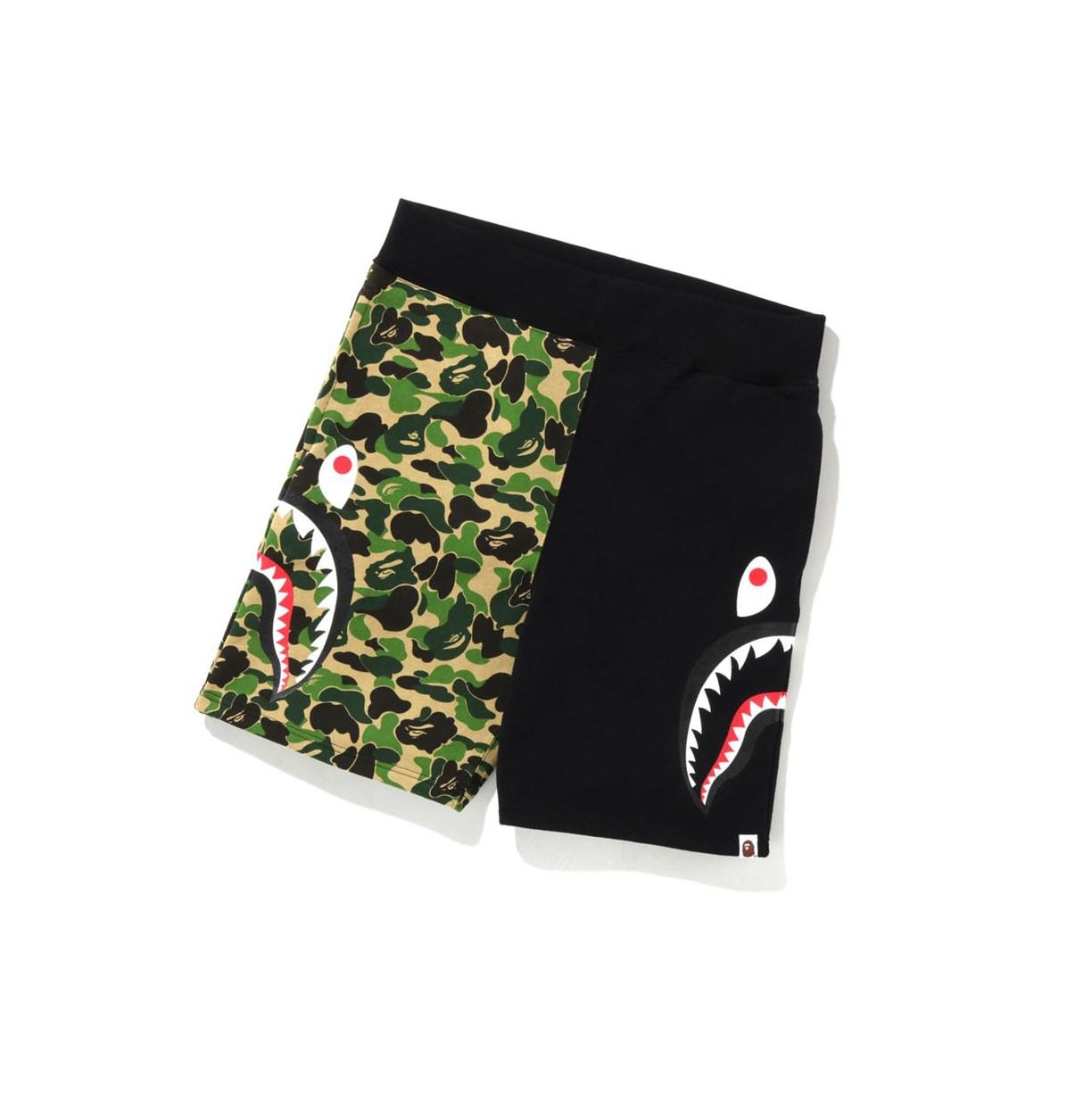 Men\'s A BATHING APE Abc Camo Side Shark Sweat Shorts Army Green | PTSF62140