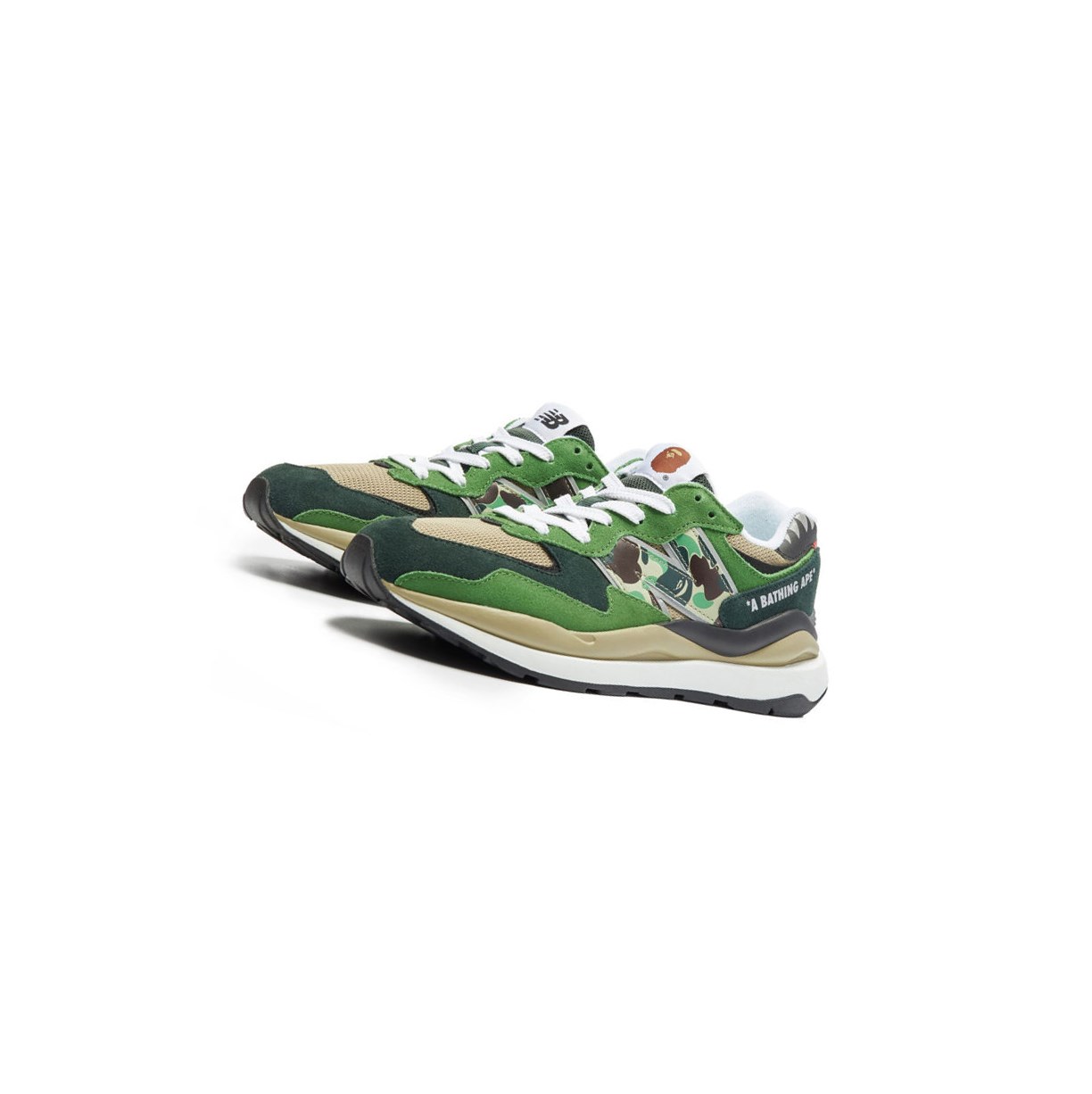 Women\'s A BATHING APE X New Balance 5740 Low Sneakers Army Green | DEKH31620